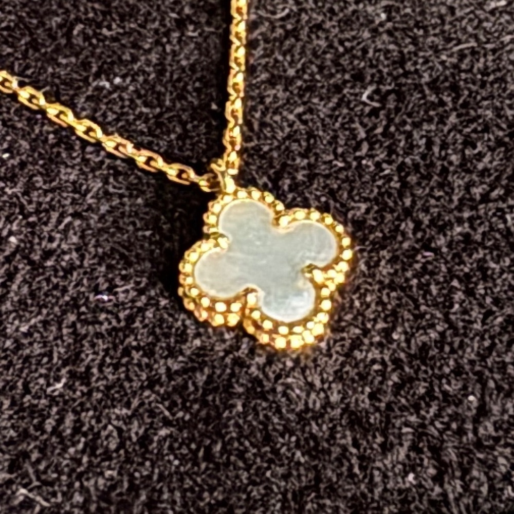 Authentic Sweet Alhambra Necklace